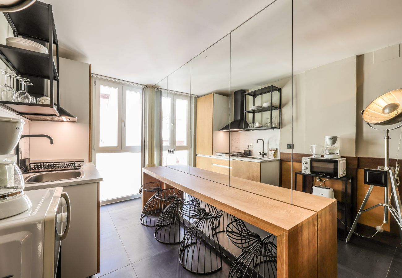 Apartment in Madrid - Design loft in CHUECA I4I